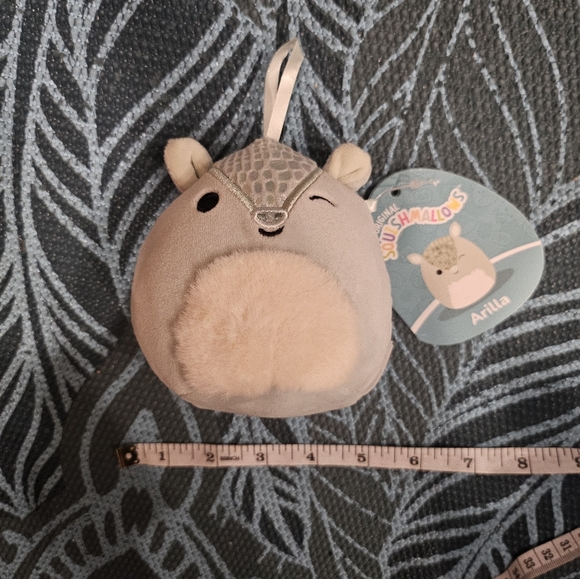 Cute Armadillo Squishmallow 😍 - Picture 4 of 4